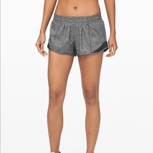 Lululemon Hotty Hot Short II